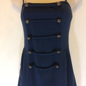 Chester womans 12.5 across front button front trim